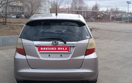 Honda Fit III, 2010 год, 800 000 рублей, 5 фотография