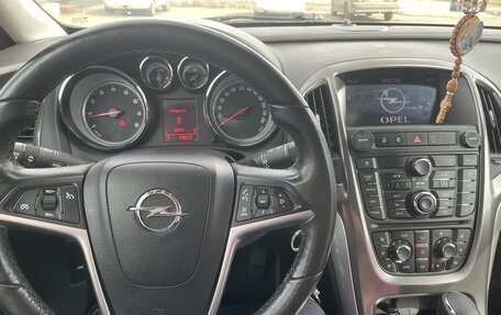 Opel Astra J, 2011 год, 910 000 рублей, 8 фотография