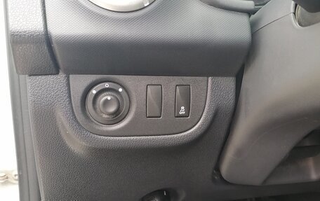 Renault Logan II, 2022 год, 720 000 рублей, 6 фотография