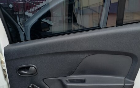 Renault Logan II, 2022 год, 720 000 рублей, 12 фотография