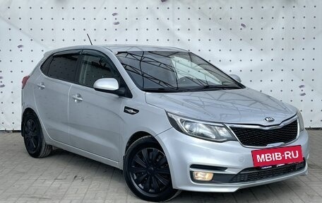 KIA Rio III рестайлинг, 2017 год, 930 000 рублей, 2 фотография