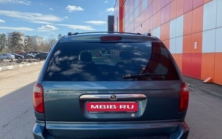 Chrysler Town & Country IV, 2006 год, 650 000 рублей, 8 фотография