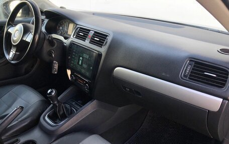 Volkswagen Jetta VI, 2012 год, 665 000 рублей, 9 фотография