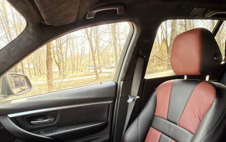 BMW 3 серия, 2018 год, 2 350 000 рублей, 17 фотография