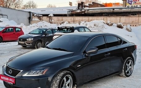 Lexus IS II рестайлинг 2, 2006 год, 1 530 000 рублей, 25 фотография