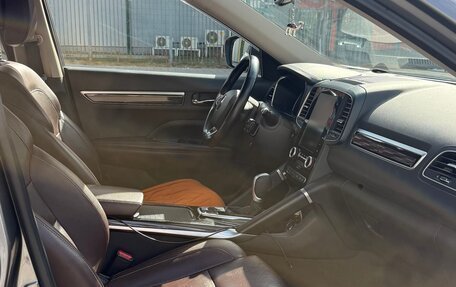 Renault Koleos II, 2017 год, 2 199 000 рублей, 12 фотография