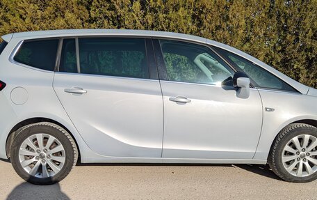 Opel Zafira C рестайлинг, 2014 год, 1 230 000 рублей, 5 фотография