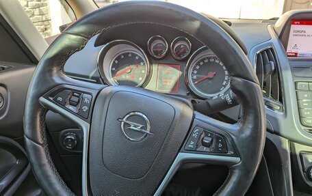 Opel Zafira C рестайлинг, 2014 год, 1 230 000 рублей, 17 фотография