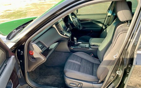 Toyota Crown, 2015 год, 2 390 000 рублей, 19 фотография