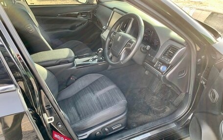 Toyota Crown, 2015 год, 2 390 000 рублей, 12 фотография