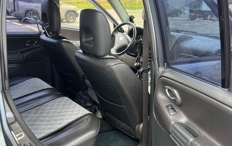 Suzuki Grand Vitara, 2004 год, 799 999 рублей, 9 фотография