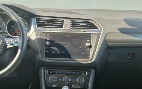 Volkswagen Tiguan II, 2019 год, 2 350 000 рублей, 10 фотография