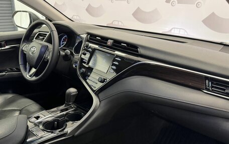 Toyota Camry, 2020 год, 2 537 000 рублей, 8 фотография