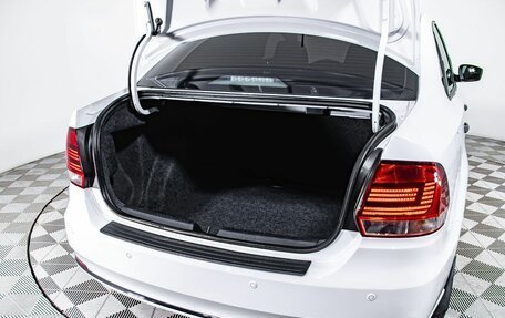 Volkswagen Polo VI (EU Market), 2018 год, 1 300 000 рублей, 26 фотография