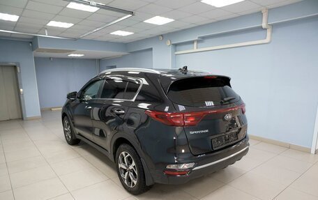 KIA Sportage IV рестайлинг, 2020 год, 1 999 000 рублей, 2 фотография