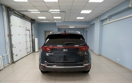 KIA Sportage IV рестайлинг, 2020 год, 1 999 000 рублей, 14 фотография