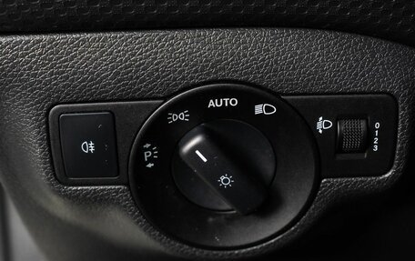 Mercedes-Benz A-Класс, 2016 год, 1 499 000 рублей, 13 фотография