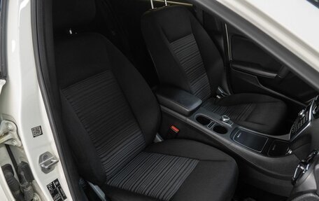 Mercedes-Benz A-Класс, 2016 год, 1 499 000 рублей, 18 фотография