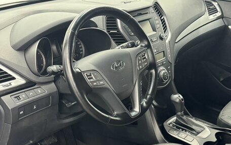 Hyundai Santa Fe III рестайлинг, 2015 год, 2 049 000 рублей, 22 фотография