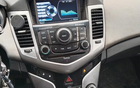 Chevrolet Cruze II, 2011 год, 650 000 рублей, 9 фотография