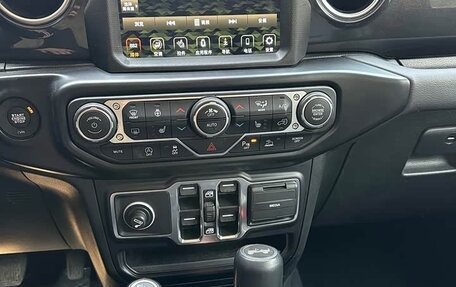 Jeep Wrangler, 2024 год, 5 000 000 рублей, 20 фотография