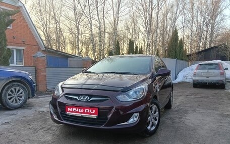 Hyundai Solaris II рестайлинг, 2012 год, 710 000 рублей, 1 фотография
