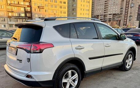 Toyota RAV4, 2016 год, 2 950 000 рублей, 7 фотография