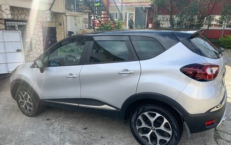 Renault Kaptur I рестайлинг, 2018 год, 1 600 000 рублей, 5 фотография