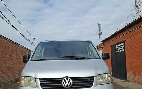 Volkswagen Transporter T5 рестайлинг, 2006 год, 950 000 рублей, 3 фотография
