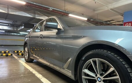 BMW 5 серия, 2018 год, 2 750 000 рублей, 3 фотография