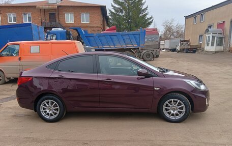 Hyundai Solaris II рестайлинг, 2012 год, 710 000 рублей, 6 фотография