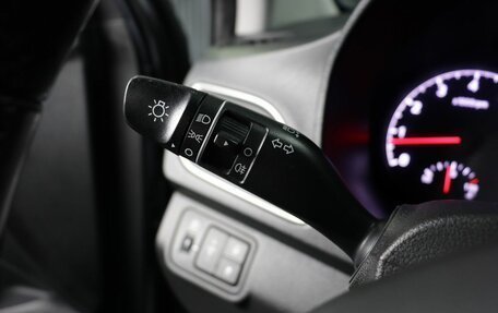 Hyundai Solaris II рестайлинг, 2018 год, 1 300 000 рублей, 13 фотография