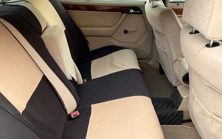 Mercedes-Benz E-Класс, 1994 год, 600 000 рублей, 3 фотография