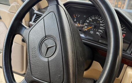 Mercedes-Benz E-Класс, 1994 год, 600 000 рублей, 30 фотография