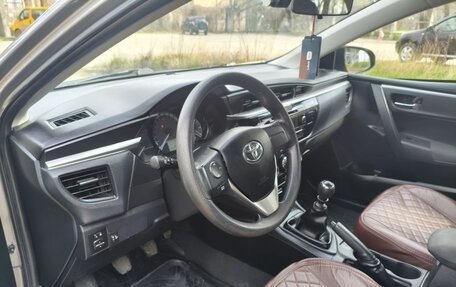 Toyota Corolla, 2013 год, 1 140 000 рублей, 9 фотография