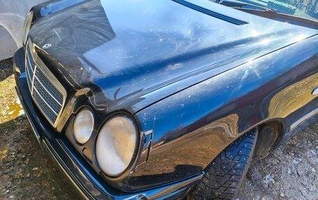 Mercedes-Benz E-Класс, 1998 год, 210 000 рублей, 5 фотография