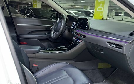 Hyundai Sonata VIII, 2022 год, 2 800 000 рублей, 21 фотография