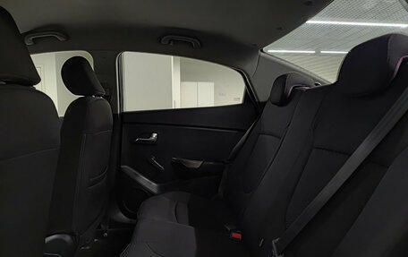 KIA Rio III рестайлинг, 2012 год, 917 000 рублей, 15 фотография