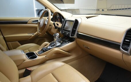 Porsche Cayenne III, 2012 год, 2 379 000 рублей, 10 фотография