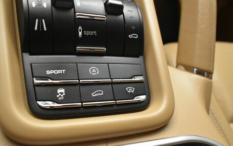 Porsche Cayenne III, 2012 год, 2 379 000 рублей, 29 фотография