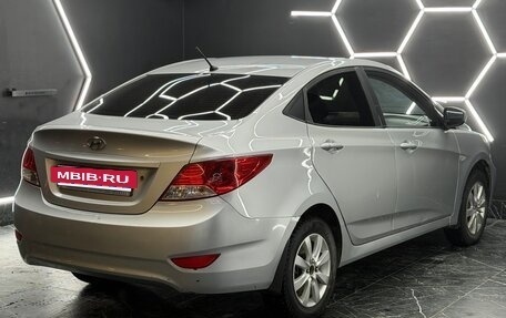Hyundai Solaris II рестайлинг, 2011 год, 500 000 рублей, 15 фотография