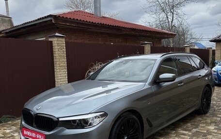 BMW 5 серия, 2018 год, 3 500 000 рублей, 2 фотография