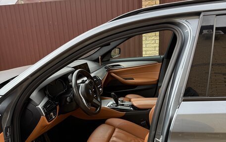 BMW 5 серия, 2018 год, 3 500 000 рублей, 9 фотография