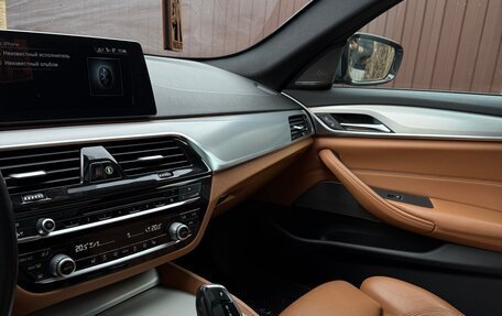 BMW 5 серия, 2018 год, 3 500 000 рублей, 13 фотография