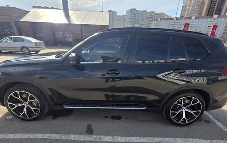 BMW X5, 2019 год, 6 500 000 рублей, 2 фотография