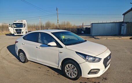 Hyundai Solaris II рестайлинг, 2018 год, 790 000 рублей, 3 фотография