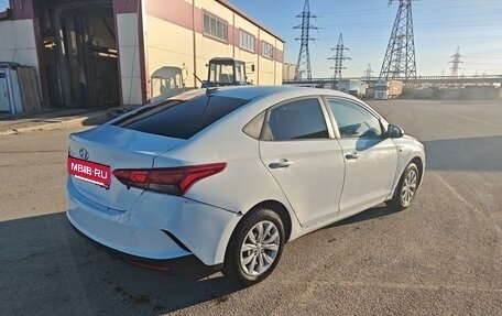 Hyundai Solaris II рестайлинг, 2018 год, 790 000 рублей, 4 фотография