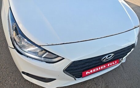 Hyundai Solaris II рестайлинг, 2018 год, 790 000 рублей, 11 фотография