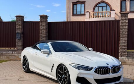 BMW 8 серия, 2019 год, 7 450 000 рублей, 14 фотография