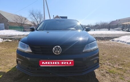 Volkswagen Jetta VI, 2015 год, 1 130 000 рублей, 2 фотография